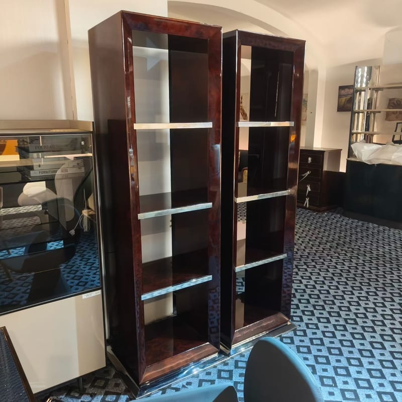 Italian-Style Walnut Burl Display Cabinet Bookshelf