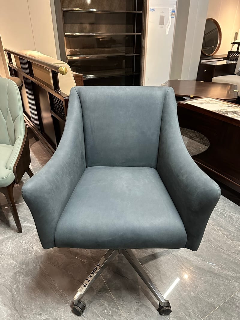 Bosen Jizhi Beini BN02-19 Leather Swivel Chair