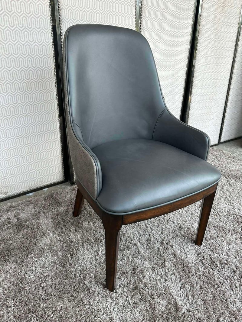 American Style Rubberwood & Leather Accent Chair 6513