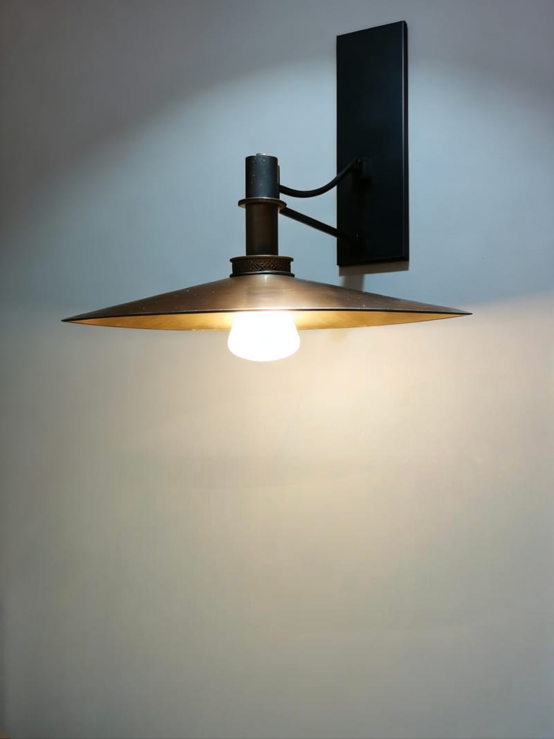 BRIDGE Vintage Wall Light, Rustic Bronze