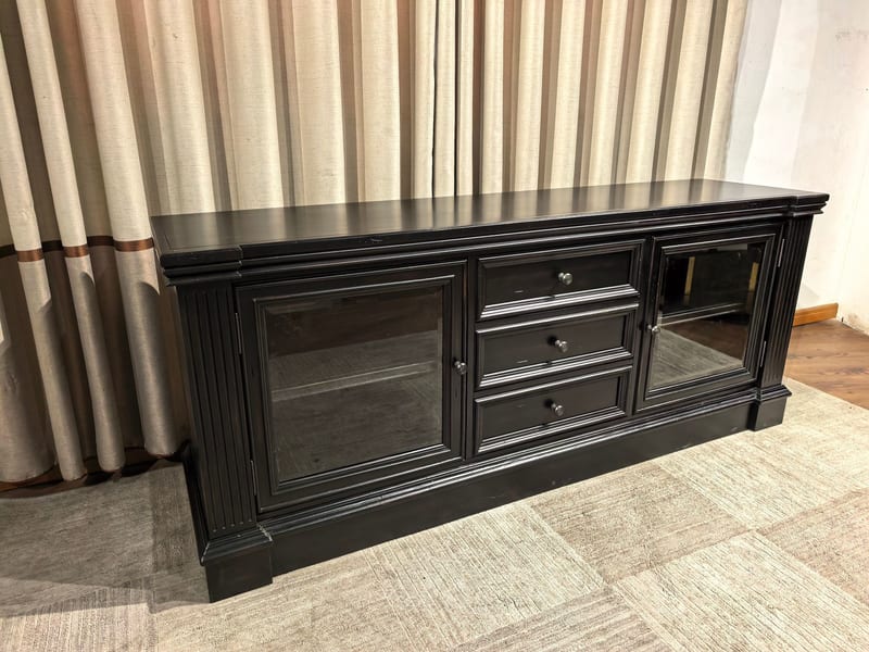 American Style Distressed Black TV Stand VEN-5044