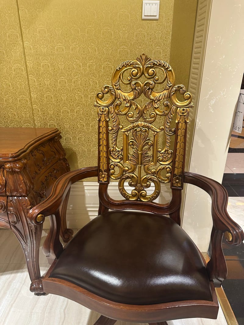 ZY992 French Solid Wood Leather Swivel Armchair