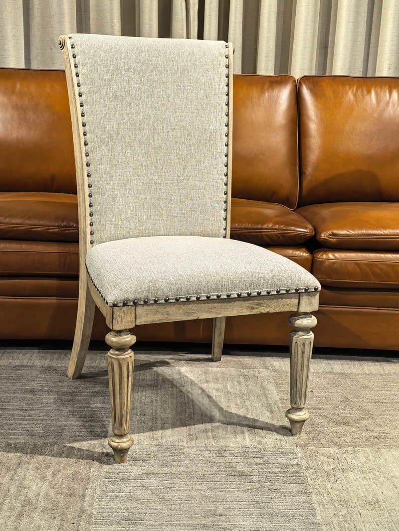 Huanmei American Solid Wood High-Back Dining Chair, Beige