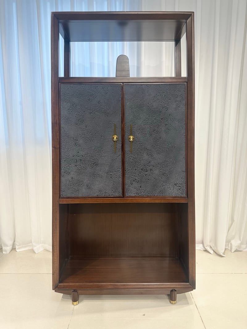 Tu Furniture New Chinese Solid Wood Two-Door Cabinet