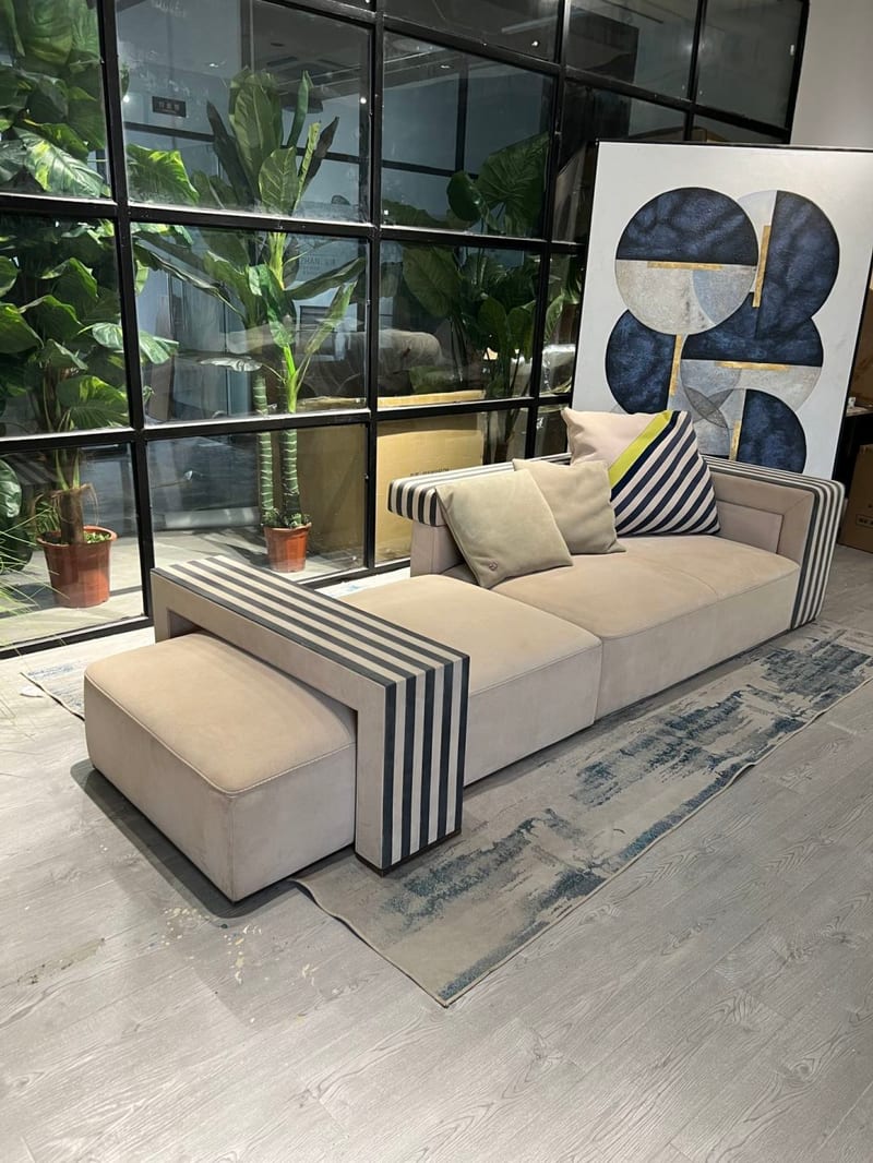MENOIR AMQ-S20118 Full-Leather Sofa with Chaise