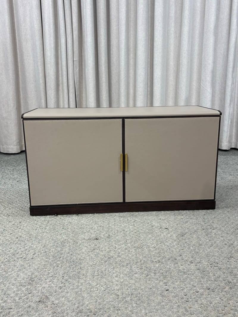 Oumuxuan F861 Light Gray Faux Leather Low Cabinet