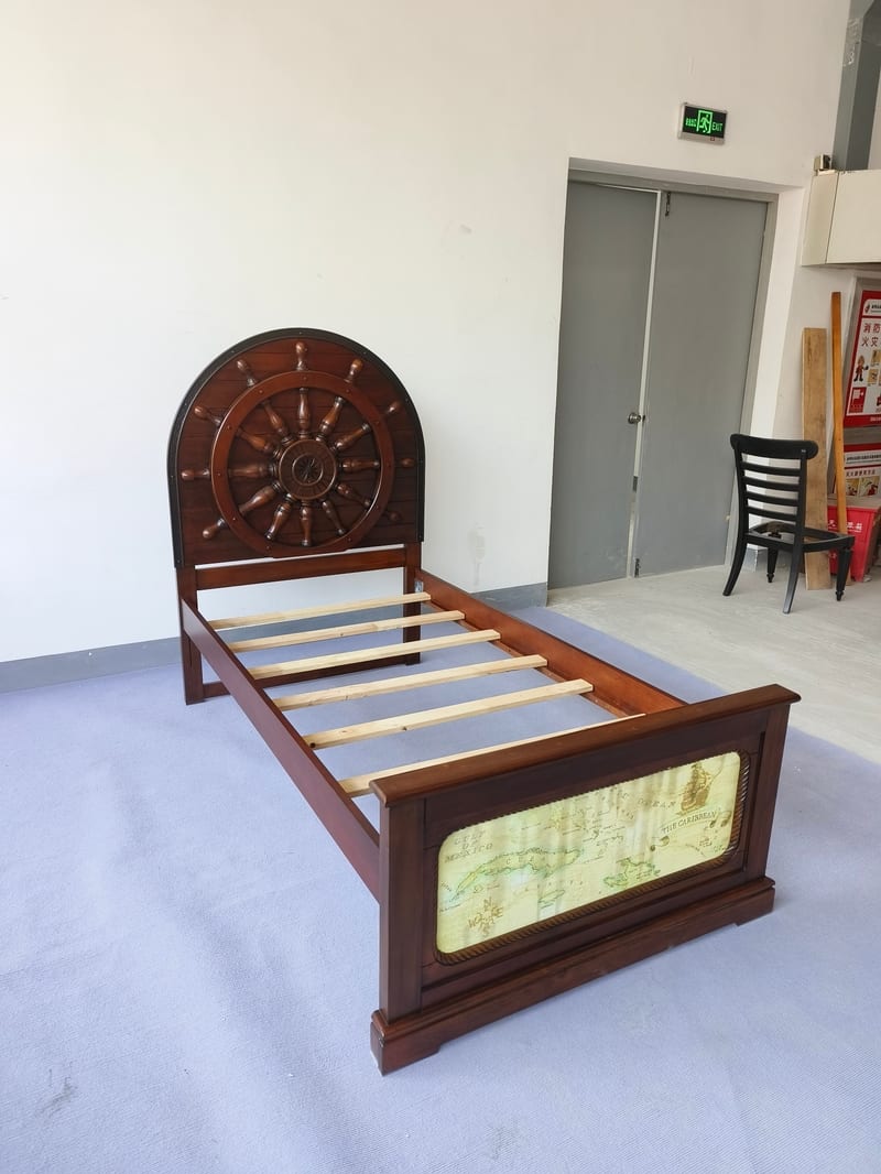 ALEXANDRE Disney One-Meter Kids Bed Solid Wood Ship Wheel Design