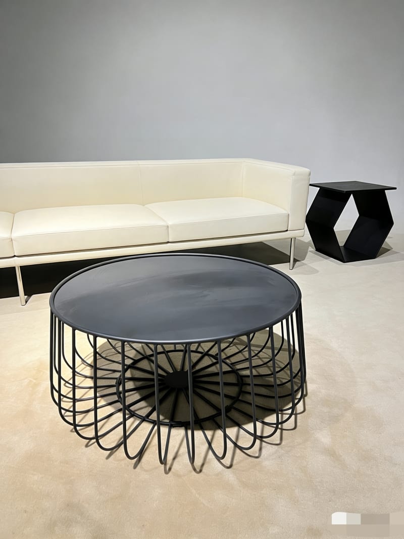 Menoir CJ-340 Round Metal Coffee Table, Black