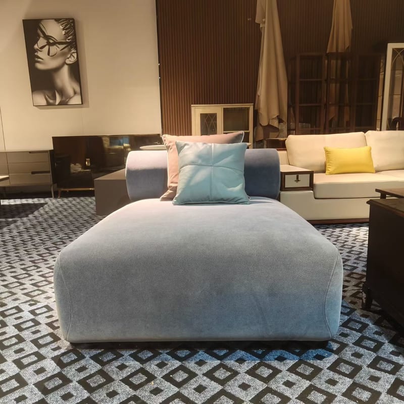 Piemont Minimalist Chaise Sofa Bed in Light Gray
