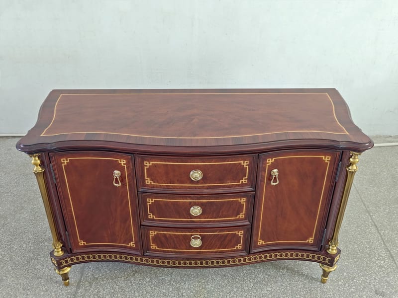 Tailande Alexander Mahogany Dresser Chest with Shell & Brass Inlay