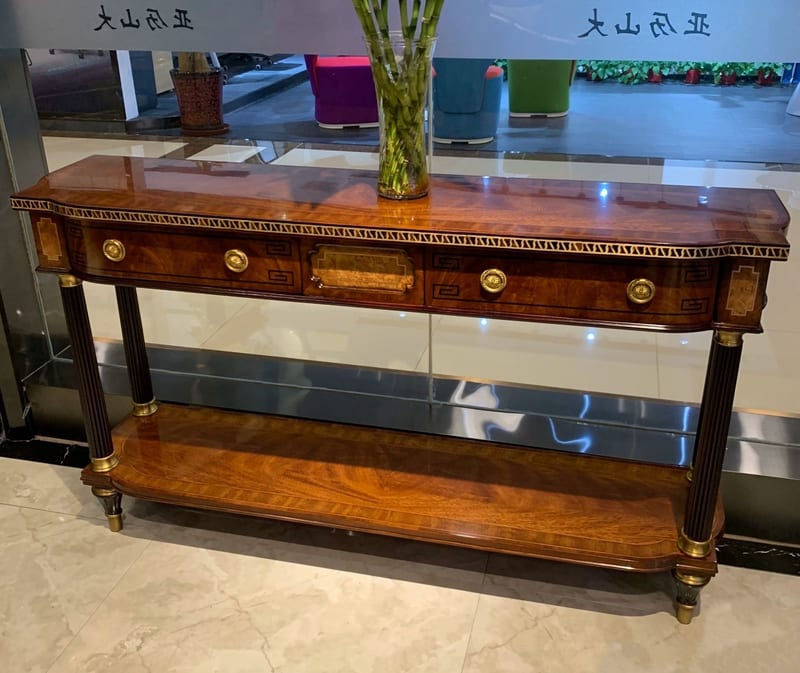 Tailand Alexander English-Style Shell & Copper Inlay Console Table