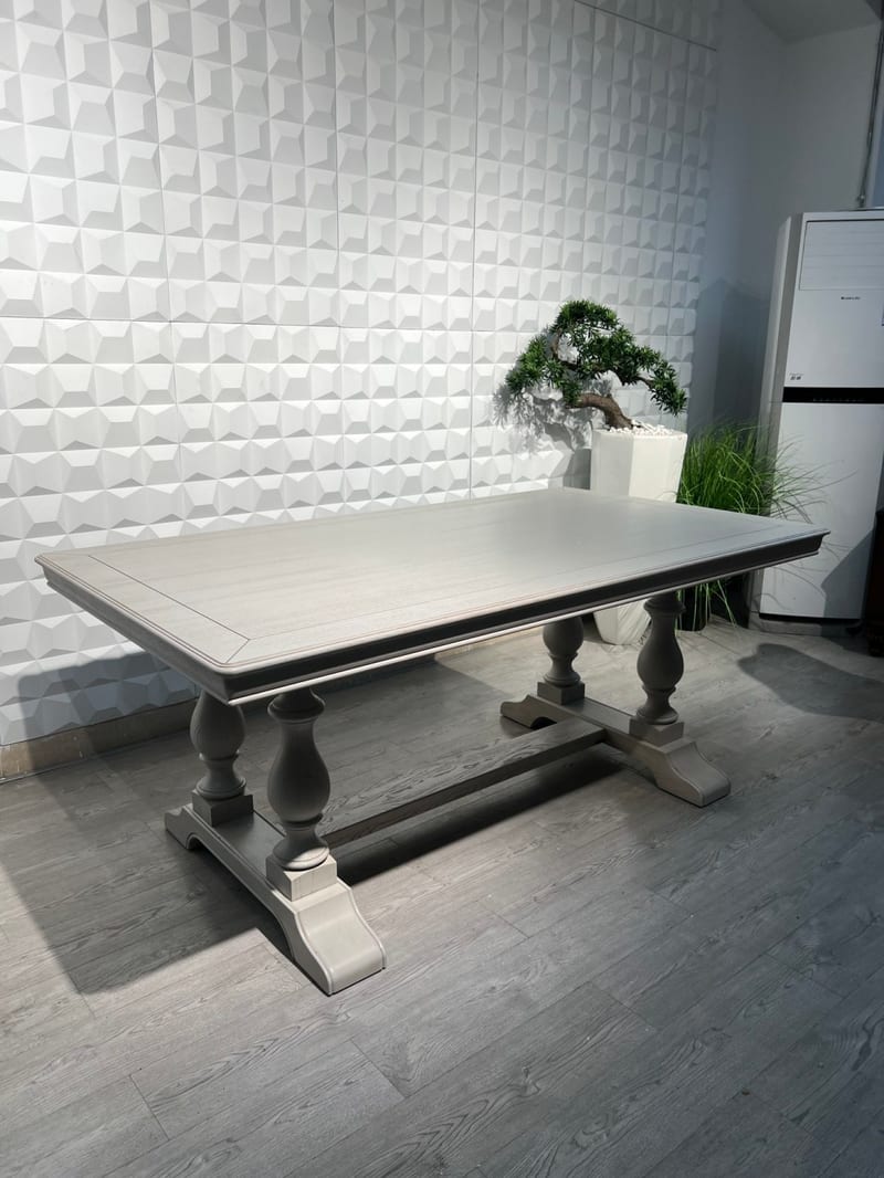 Renhaojupin Fifth Avenue Solid Wood Long Dining Table