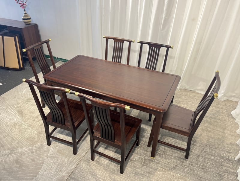 迪豪 东方觀邸 新中式乌金木全实木餐桌一桌六椅