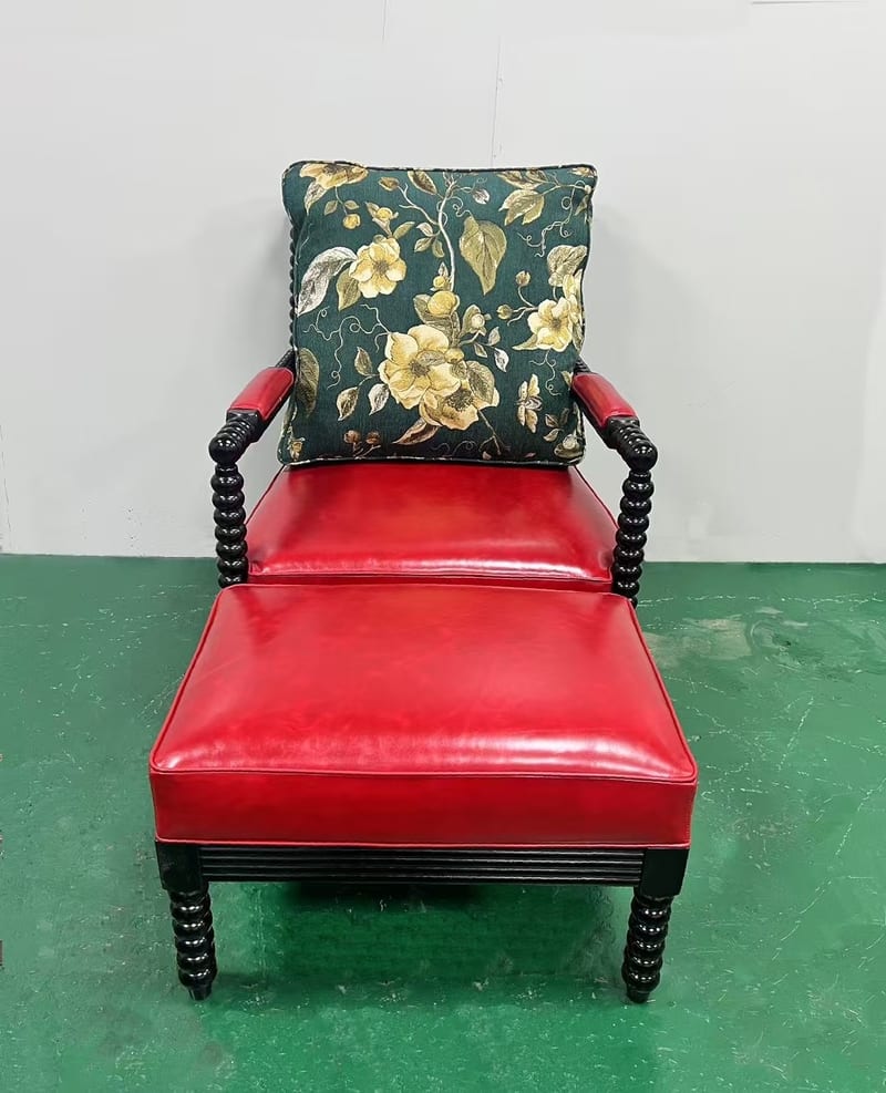 Mextra Zhuzhu Leather Lounge Chair with Ottoman