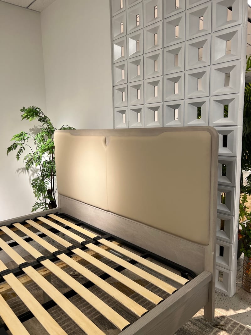 Renhao Mirror Oriental Leather Bed BT-77207