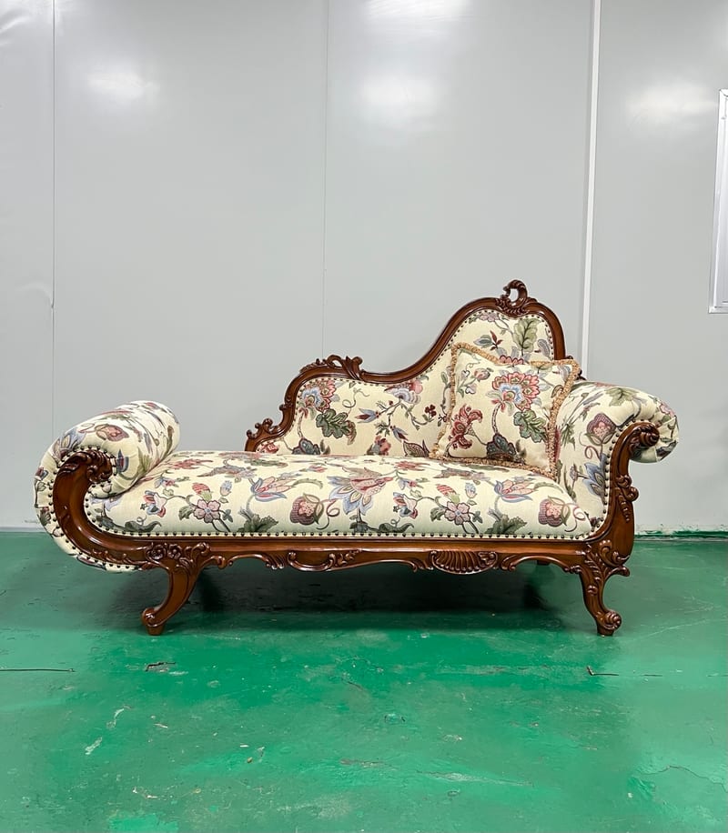 JDE-002 Carved Rubberwood Swan Chaise Lounge