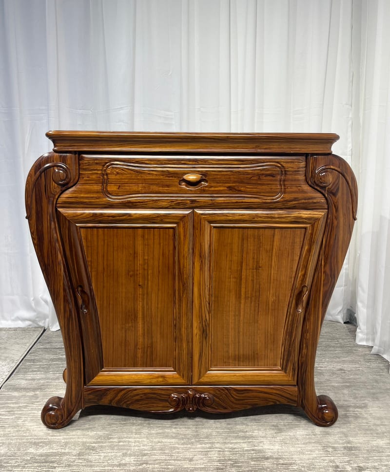 Dihaoweisilin DA32-01 African Wenge Two-Door Shoe Cabinet
