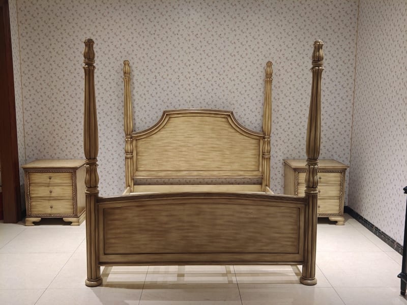 SCHI-RRU Italian Vintage Solid Wood Poster Bed