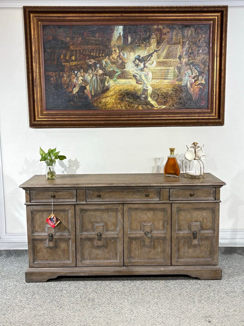 Hooke TW23-11 Three-Drawer Four-Door Cabinet