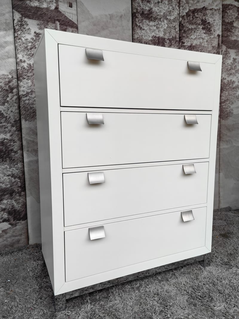 White Solid Wood 4-Drawer Tall Dresser