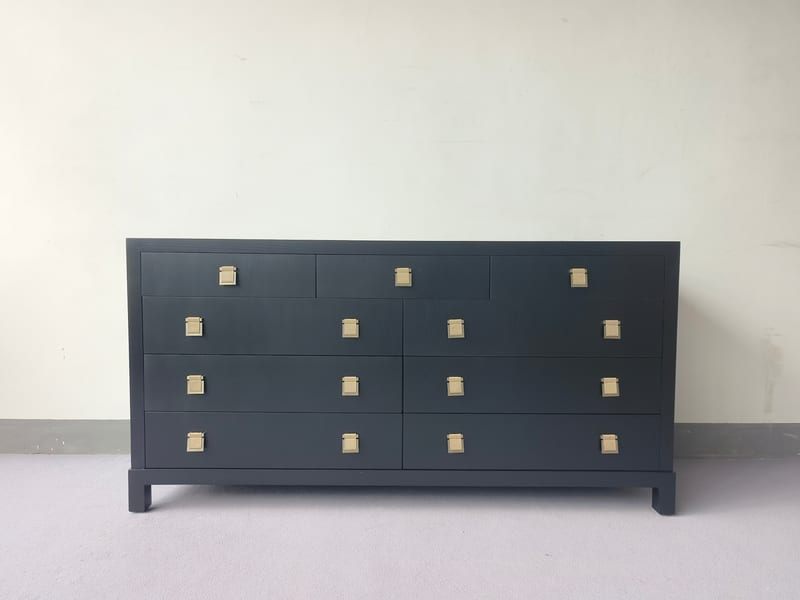 CK Ash Nine-Drawer Dresser 753-1300
