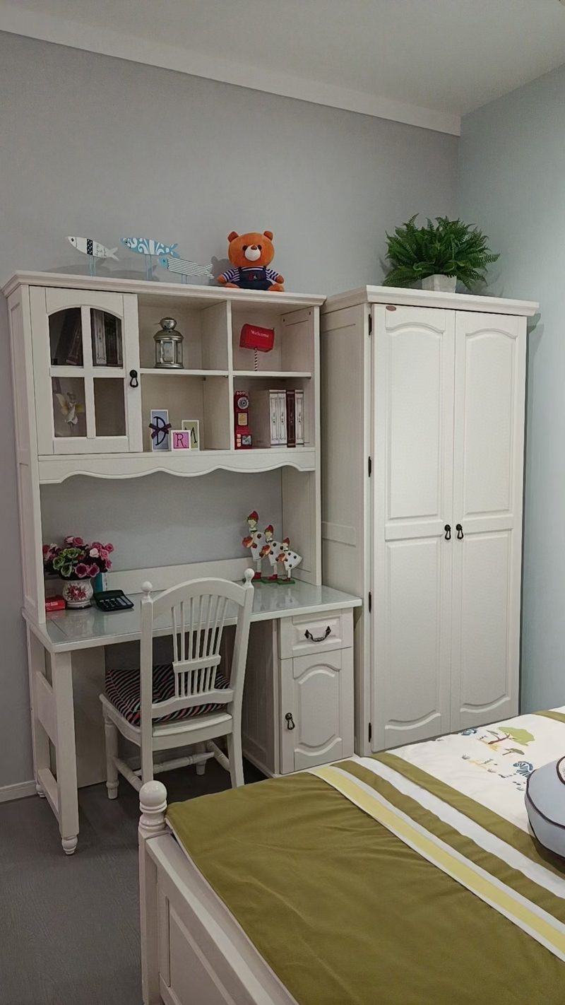 Oak Cloister Solid Wood Writing Desk, White