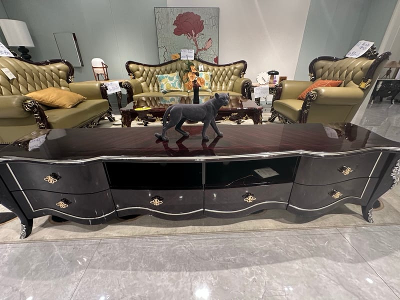 Baojule EH302 Solid Beech TV Stand with Wave Top