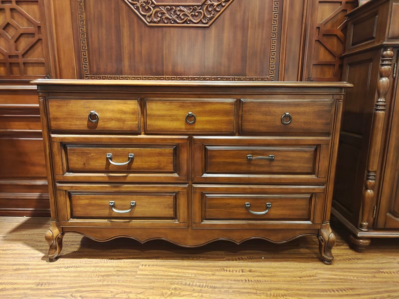 American Country Solid Walnut 7-Drawer Dresser