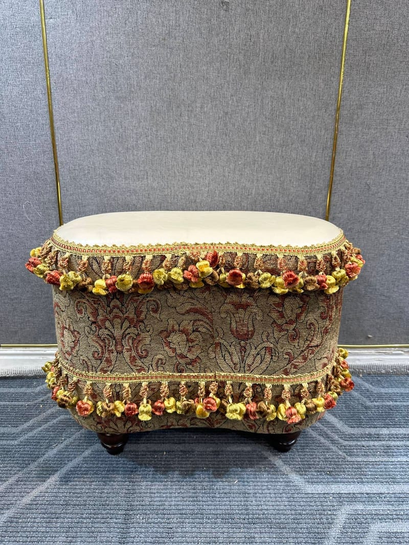 Guangdong Famous Brand American Vanity Stool ZD561