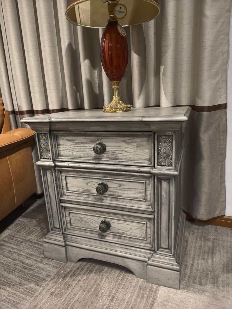 American Oak 3-Drawer Nightstand