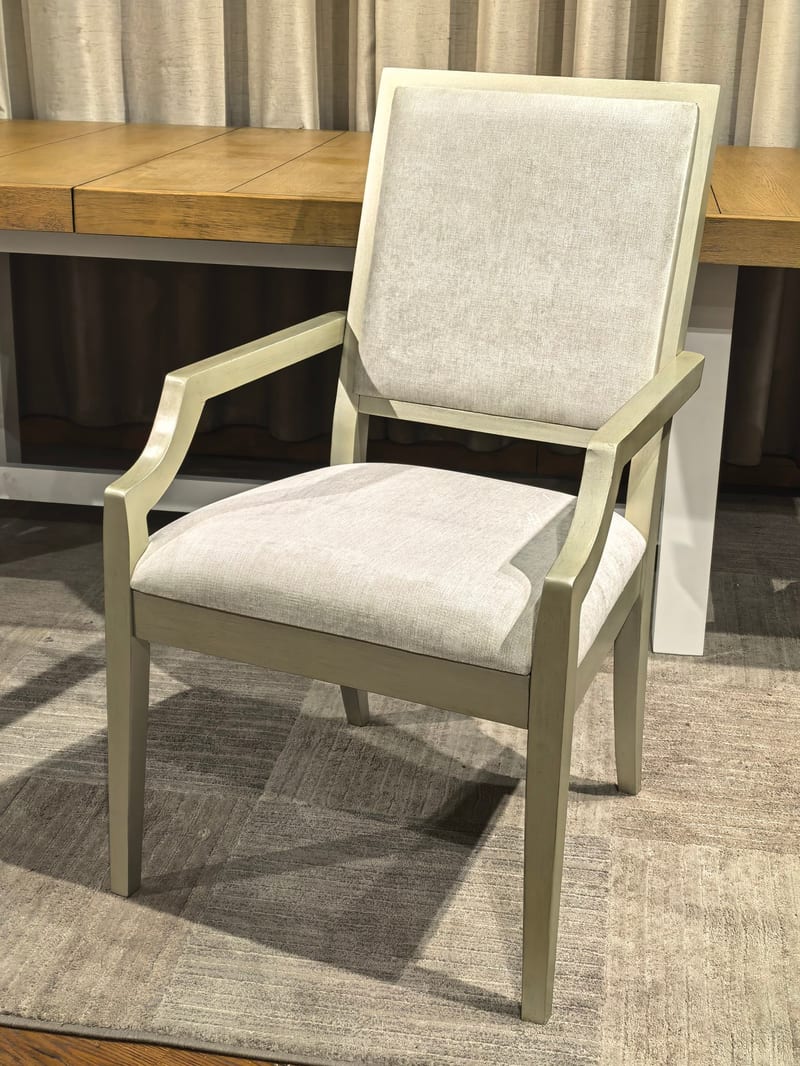 Huanmei American Solid Wood Armchair with Cotton-Linen Upholstery