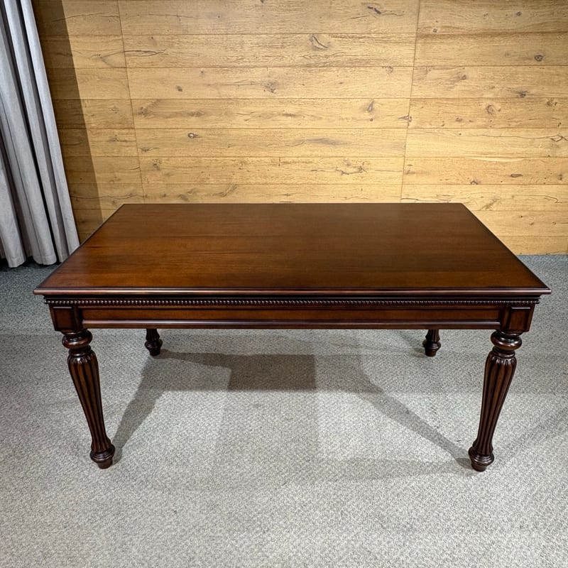 Sendo M820 Walnut Dining Table