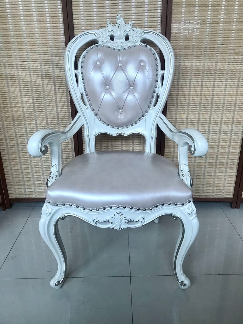 Ailunsite HDX808 French Beech & Leather Armchair