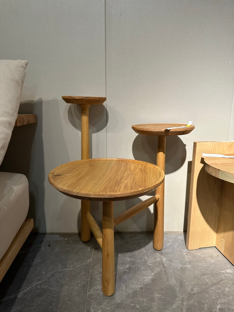 DAaZ K327 Solid Ash Round Side Table