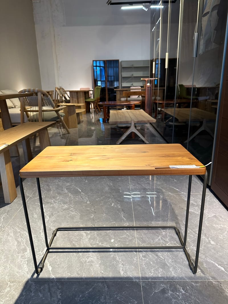 DAaZ 352 Wabi-Sabi Boxwood Console Table