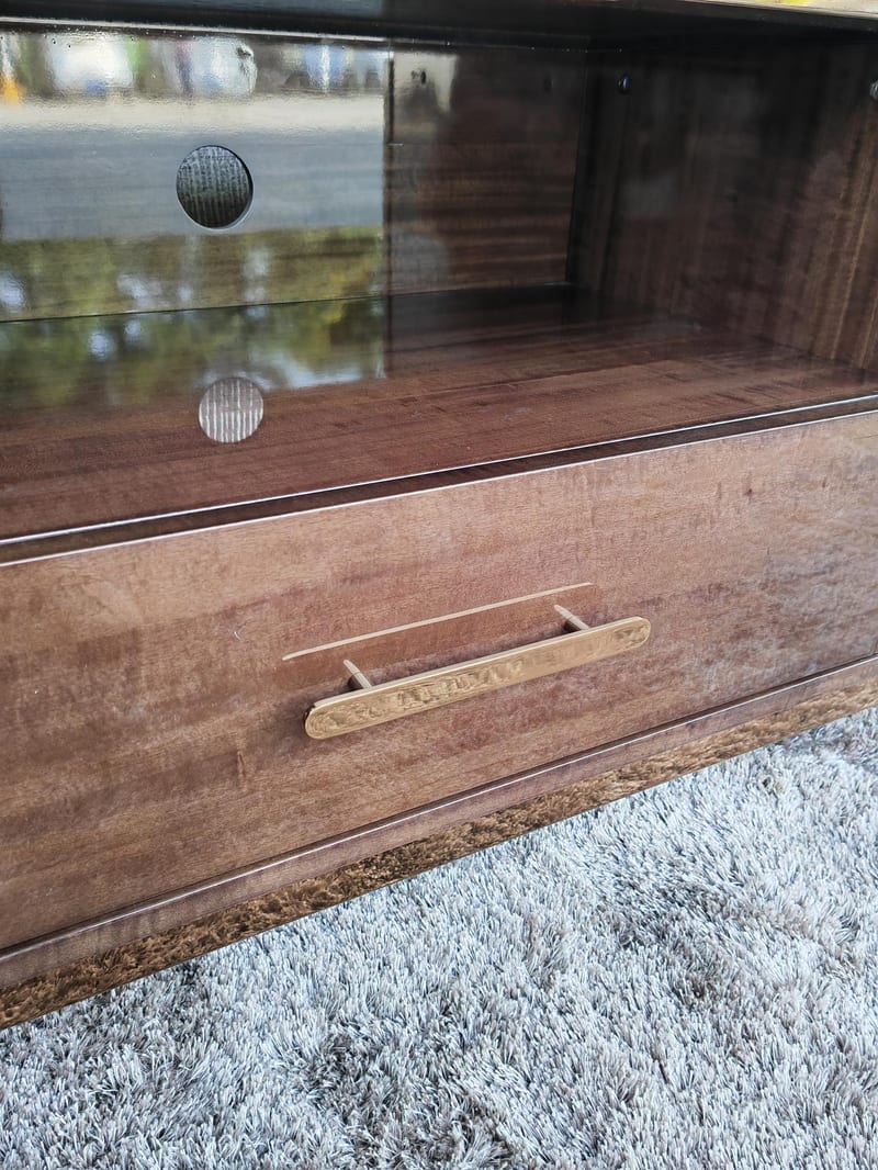 Renhao Yijun DG-88105 Smoked Veneer TV Stand