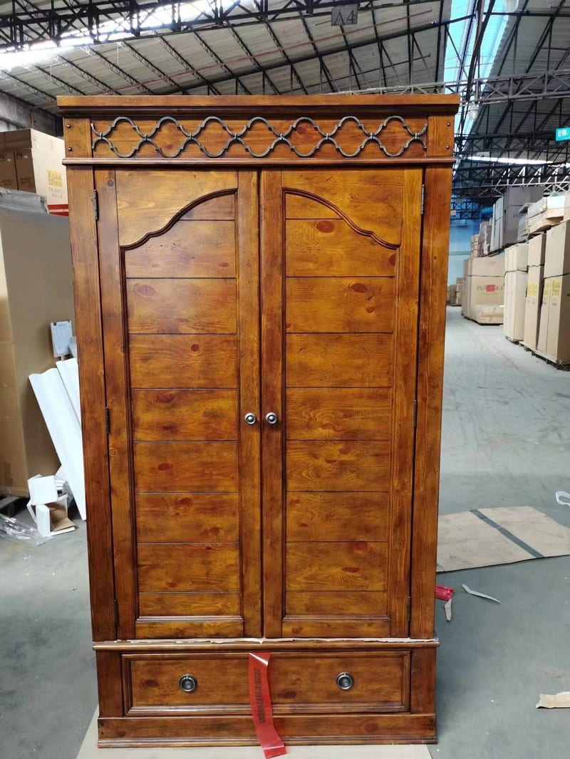 Kuandi American Solid Wood Two-Door Wardrobe