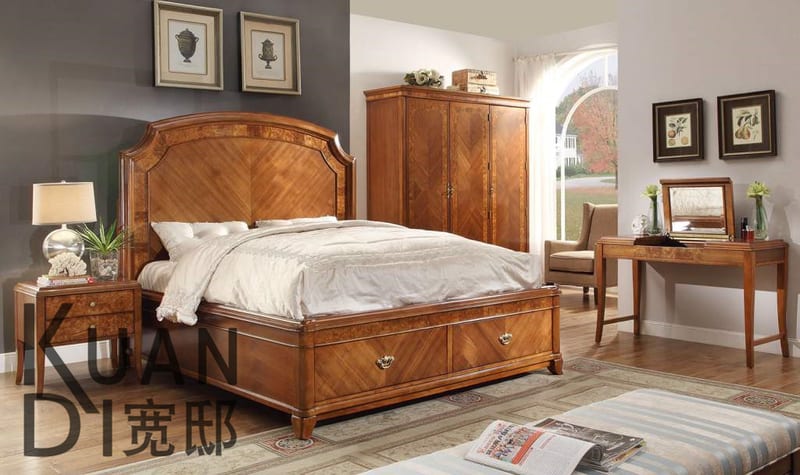 Kuandi American Solid Walnut 3-Door Wardrobe
