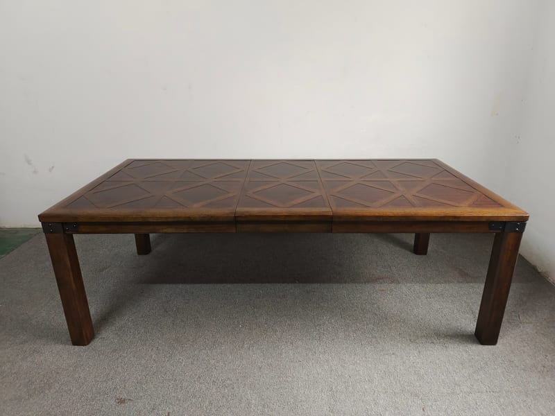 Kuandi American Solid Wood Extendable Dining Table