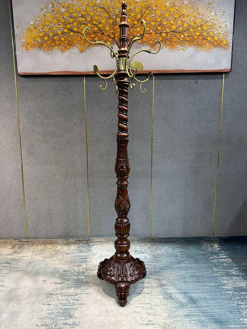Bai Fu Hao GYJ102 Cherry Wood Carved Coat Rack