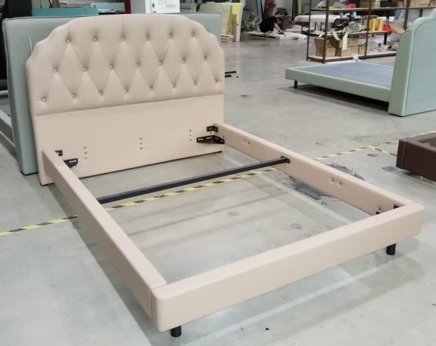 LL02 Modern Nappa Leather Upholstered Bed