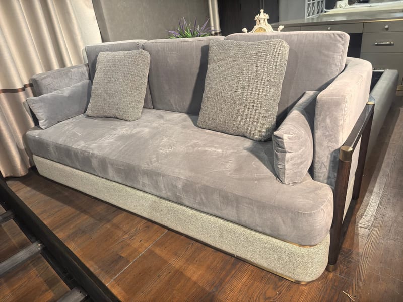HT-21 Three-Seat Sofa with White Oak Frame