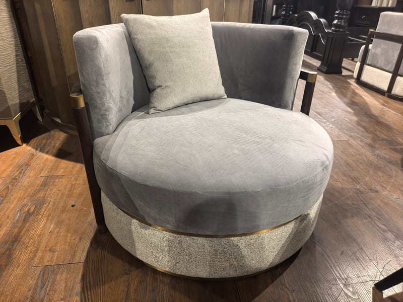 HT-19 Light Luxury Round Accent Chair with Oak Frame