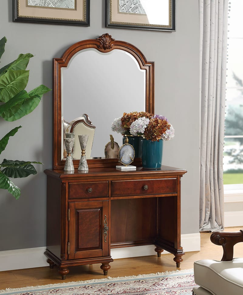 Hesteburg Solid Wood Dresser and Mirror Set, American Brown