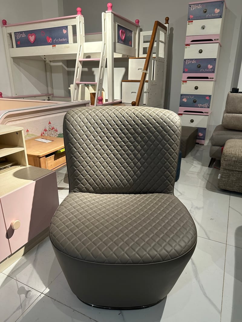 Basen Jizhi Beini BS Leather Swivel Chair