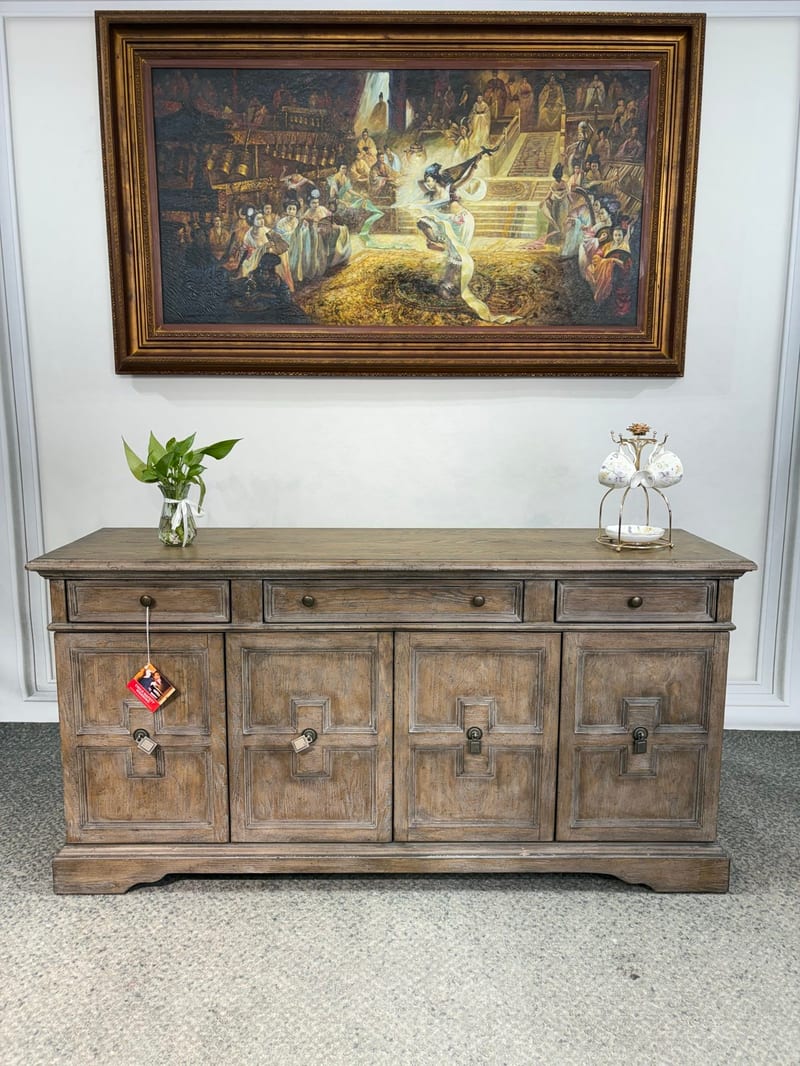 TW23-11 Three-Drawer Four-Door Cabinet in Distressed Oak