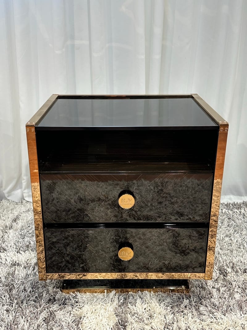 Yinggeli B&V Italian Nightstand & Side Table