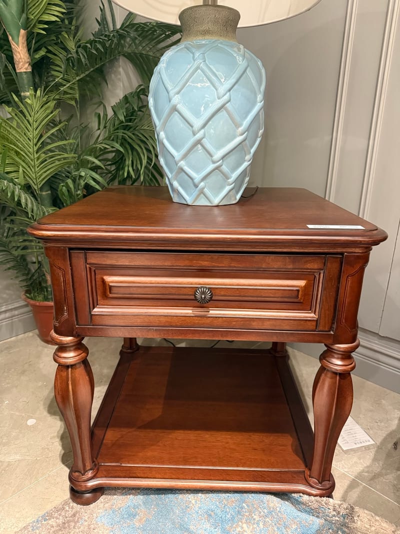 Baojule MJ502 Solid Walnut Square Side Table